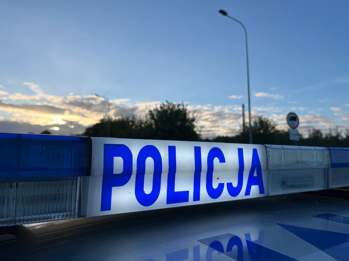 145 km/h poza miastem – stracił prawo jazdy
