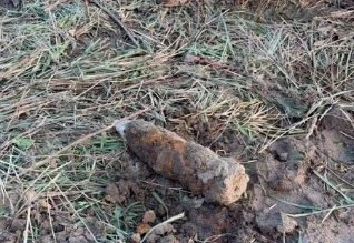 Dwa niewybuchy z II wojny światowej odkryte w Makowie Podhalańskim