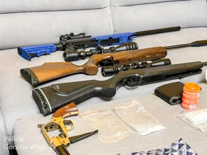 Poszukiwany z narkotykami wpadł w ręce kontrterrorystów — zdjęcie 8