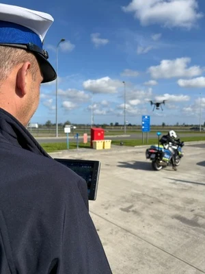 Pomorscy policjanci skontrolowali pojazdy ciężarowe — zdjęcie 7