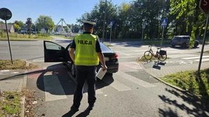 Potrącenie rowerzystki na przejeździe – trafiła do szpitala — zdjęcie 8