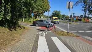 Potrącenie rowerzystki na przejeździe – trafiła do szpitala — zdjęcie 10