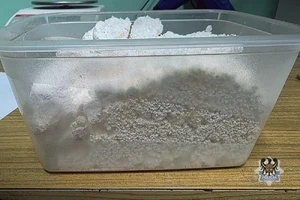 Wałbrzych: 2 kg narkotyków i nielegalne papierosy. Trzy osoby zatrzymane — zdjęcie 10