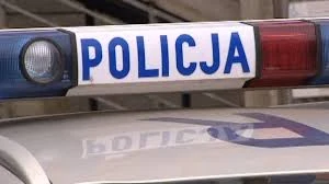 Ukradli ze sklepu i zaatakowali ochroniarza. Zatrzymani przez policję