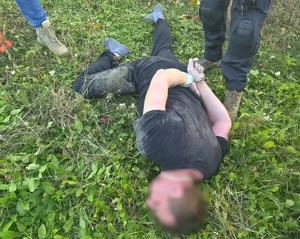 Zlikwidowano laboratorium narkotykowe. Cztery osoby aresztowane — zdjęcie 7