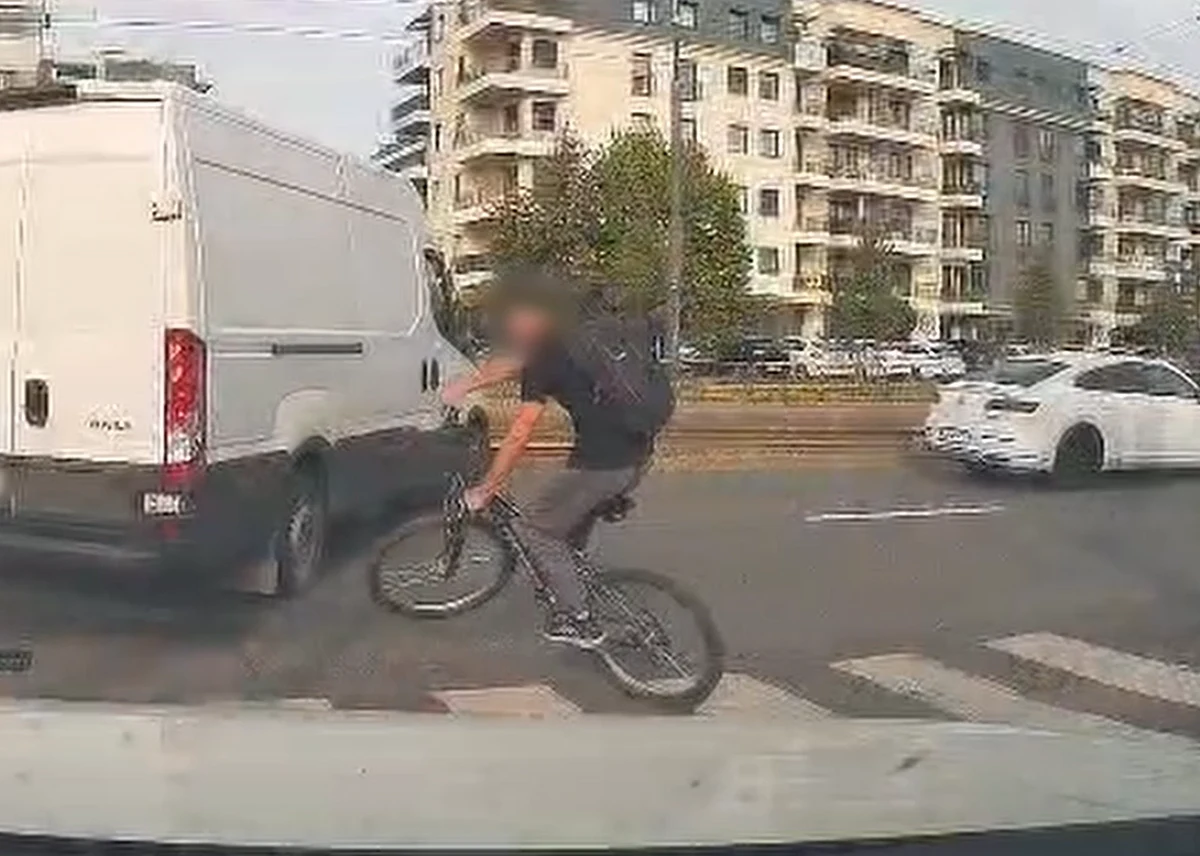 Pijany rowerzysta z Bydgoszczy wywrócił się na chodniku. Miał 2 promile