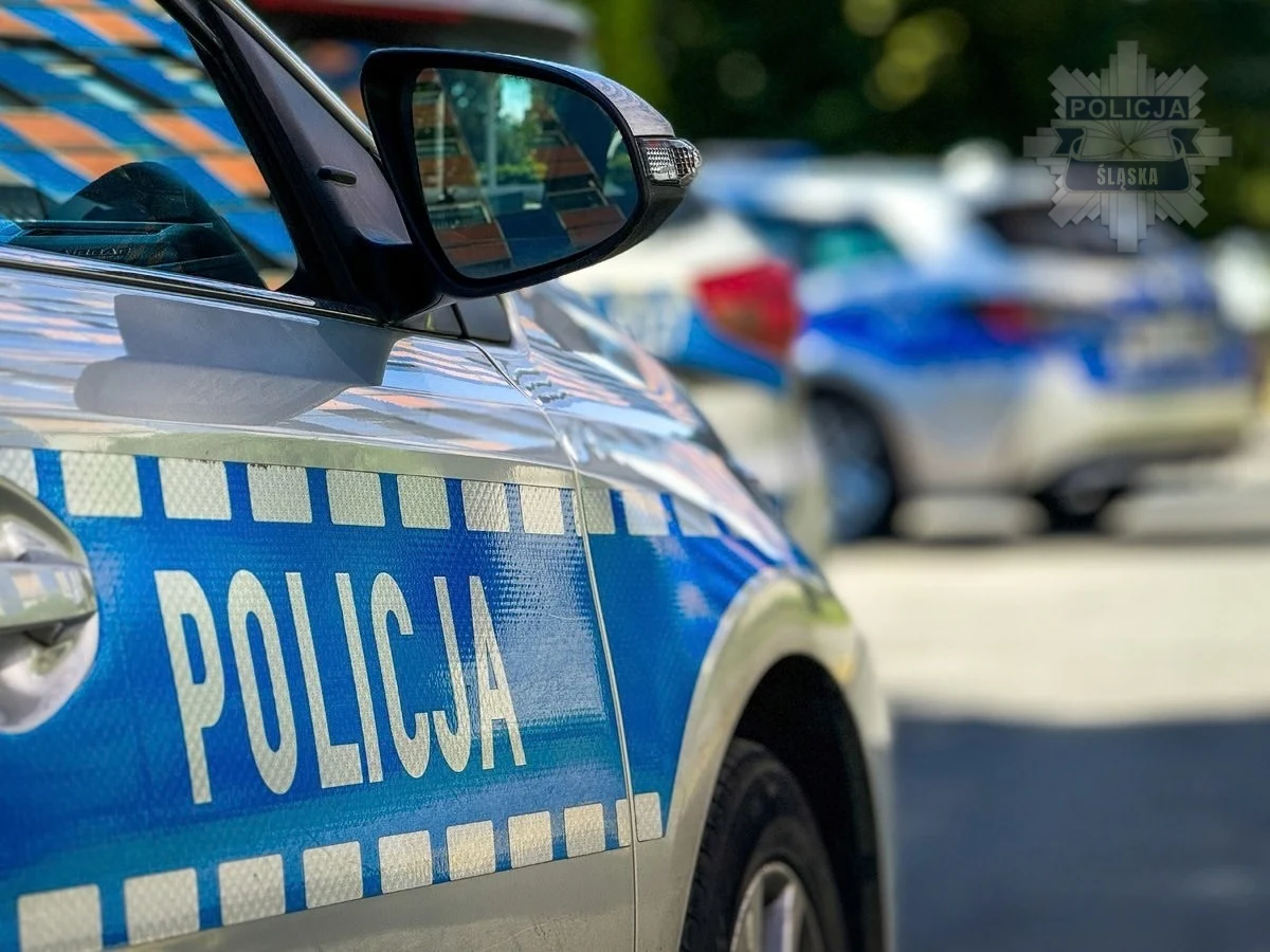 Policjant po służbie pomógł ofiarom kolizji dwóch aut