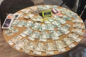 12 zatrzymanych za oszustwa mobilne. CBŚP, CBZC i ABW rozbiły gang — zdjęcie 7