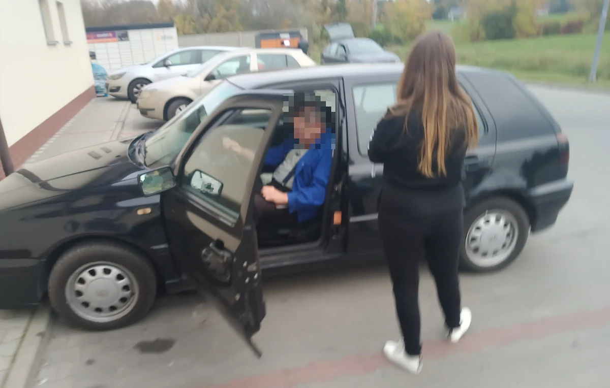 Ponad 3 promile za kierownicą. Policjantka i jej mąż zatrzymali pijanego kierowcę
