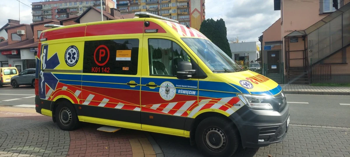 Oświęcim: Policjant i pielęgniarka pomogli mężczyźnie z epilepsją