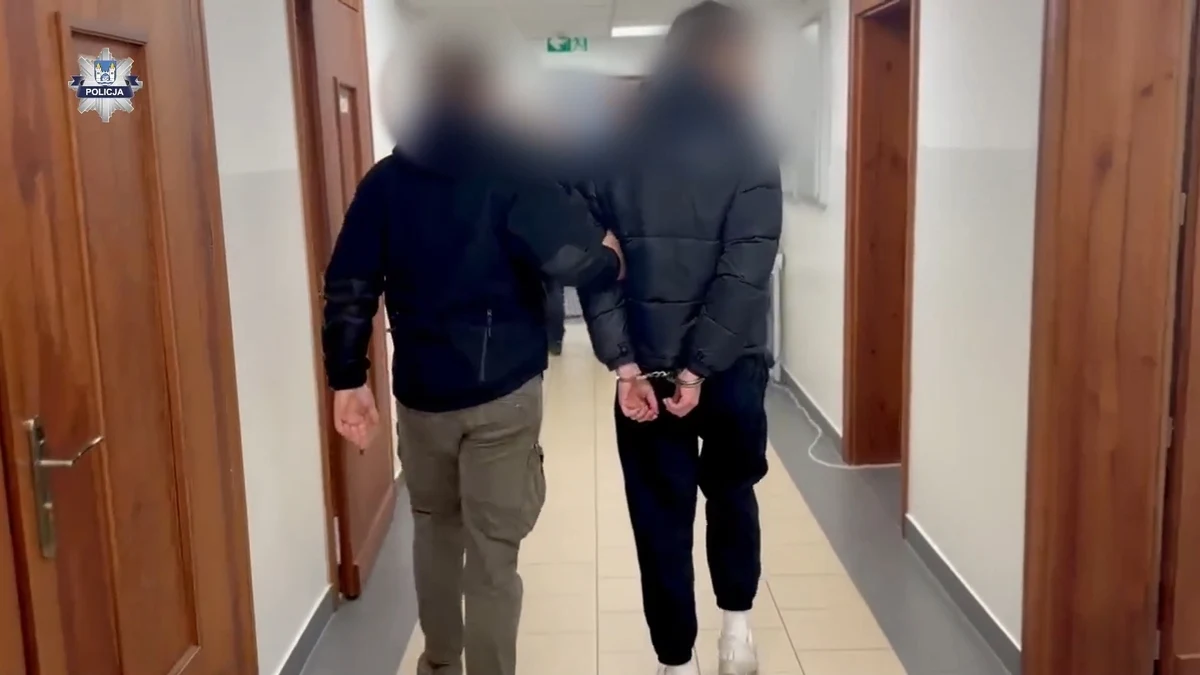 810 litrów nielegalnego alkoholu w busie. Zatrzymany 53-latek z Białegostoku