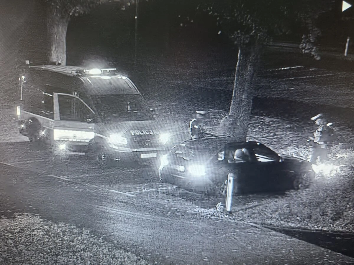 Driftował BMW w Parku 100-lecia. Stracił prawo jazdy i dowód rejestracyjny