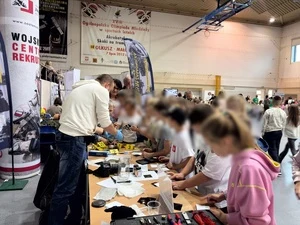 Policjanci z Olkusza na Festiwalu Pasji „Ludzie z sercem" — zdjęcie 8