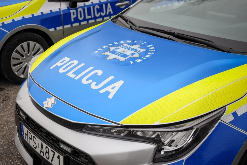 88-latek w piżamie i bez butów błądził nocą ulicami Ostrowca Świętokrzyskiego