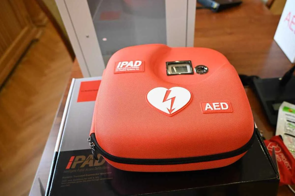 Ukradli defibrylator AED w Bystrzycy Kłodzkiej. Złodzieje zatrzymani