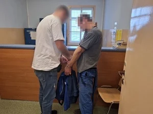 Włamanie do kontenera w Lęborku. Trzy osoby zatrzymane, sprzęt odzyskany — zdjęcie 9