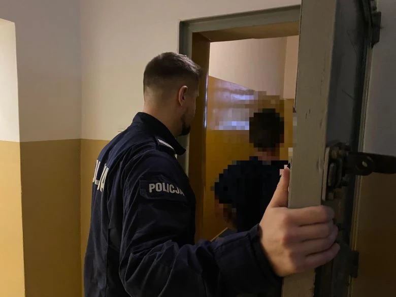 Sprzedawca jabłek okradł seniorkę. 48-latek zatrzymany
