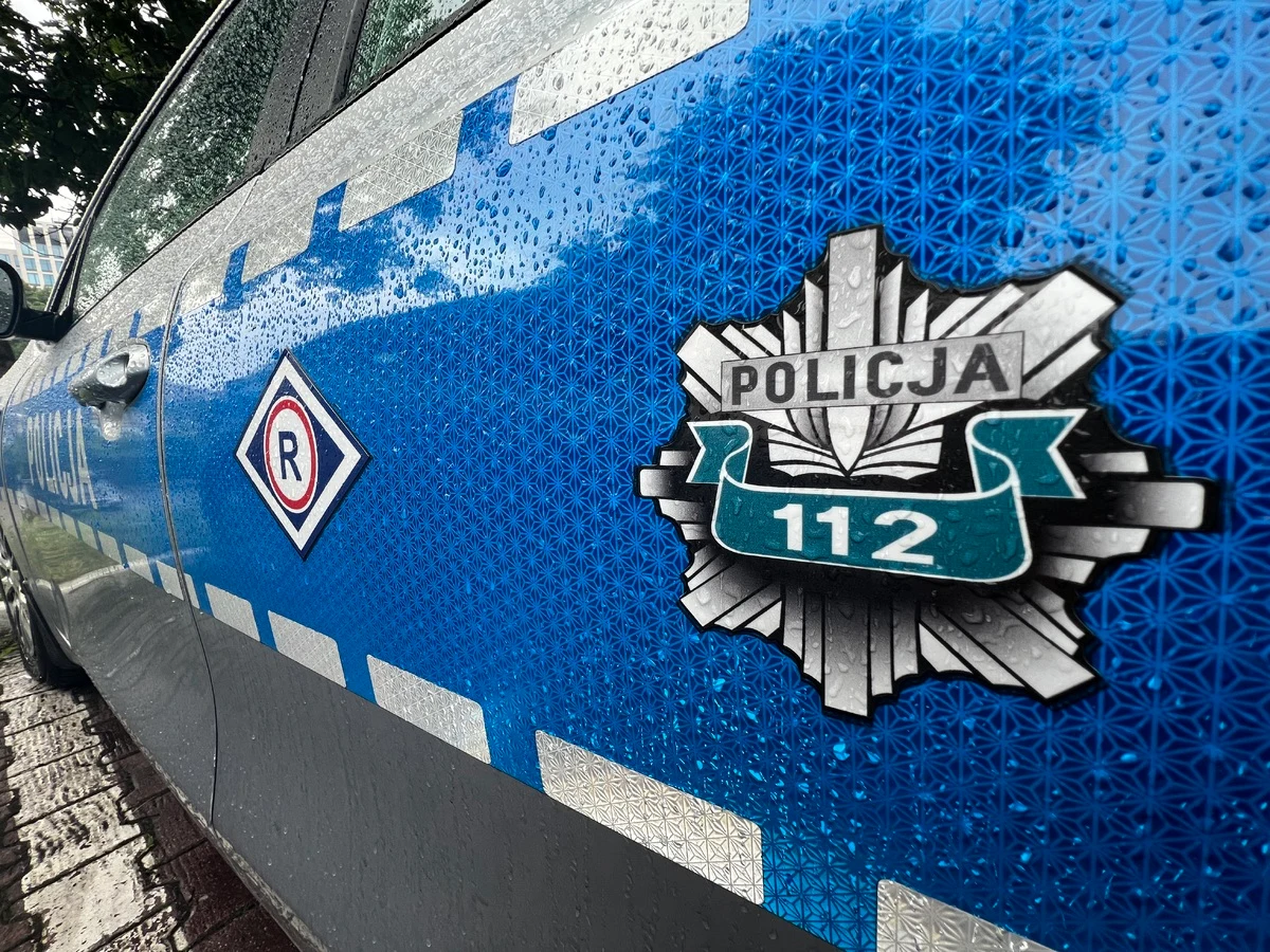 Policjanci po służbie rozpoznali i zatrzymali poszukiwanego