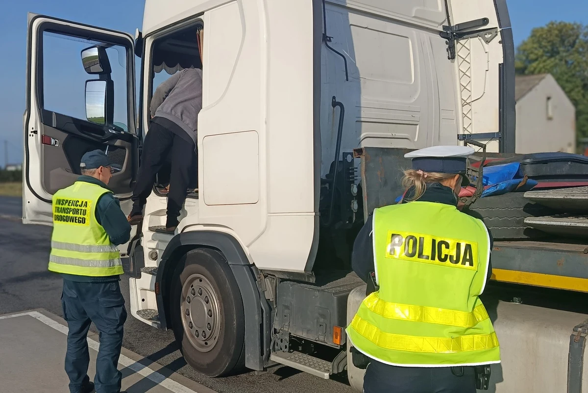 Żnińska drogówka i ITD skontrolowały ciężarówki i busy