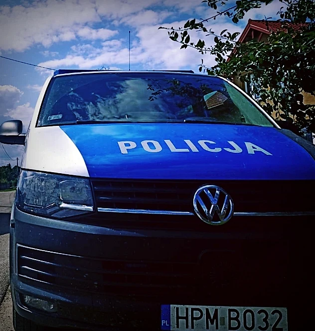 71-latek znieważył policjantów podczas interwencji. Grozi mu rok więzienia