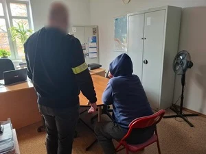 720 kg tytoniu i 400 l alkoholu bez akcyzy. 64-latek z Lęborka zatrzymany — zdjęcie 12