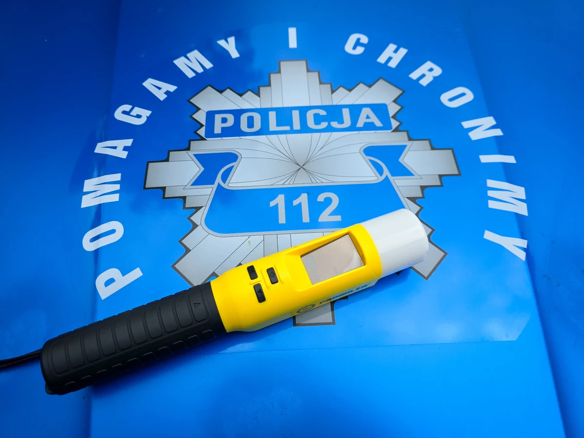 Dwóch pijanych kierowców zatrzymanych przez zambrowską policję